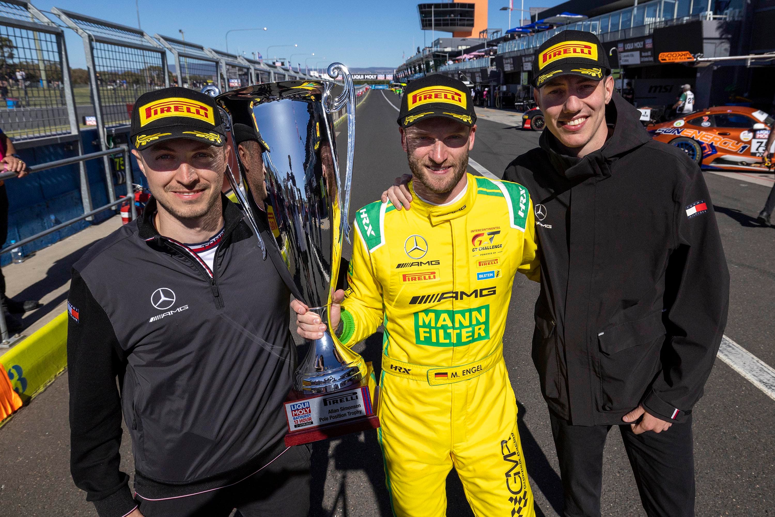 Bath12Hr-23-MH2 0385